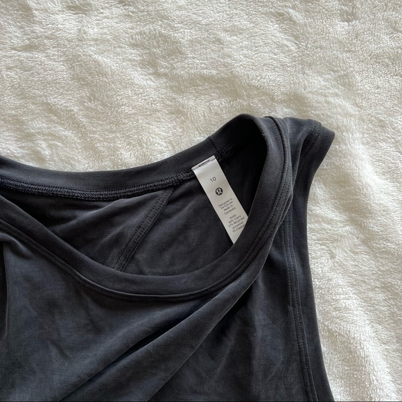 Lululemon Open Tie Back Tank Black - Picture 3 of 4